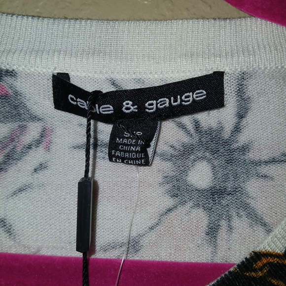 Cable & Gauge Floral Cape - Black, Pink, Green - Picture 3 of 4